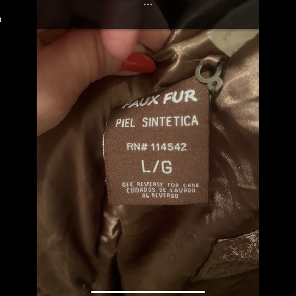 Faux fur brown vest - Picture 5 of 5